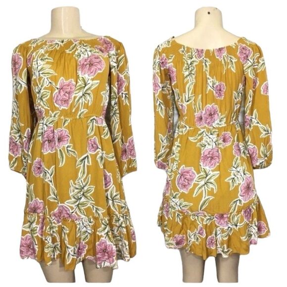 CUPCAKES AND CASHMERE BOHO FIORELLA OFF SHOULDER FLORAL DRESS COTTAGECORE PRARIE - Picture 1 of 12